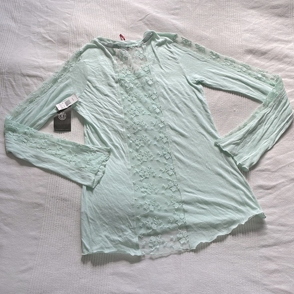ELEMENT Mint Green Lace Detail Long Sleeve T-Shirt Size Medium NWT - Picture 2 of 7
